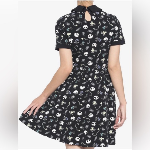 The Nightmare Before Christmas Icons Collar Dress SIZE L NWT - Picture 2 of 3